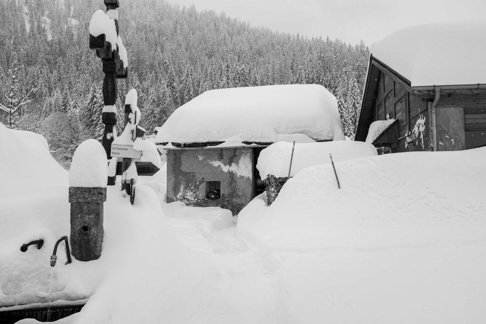 Refuge Margot Bed & Breakfast Chamonix Exterior photo